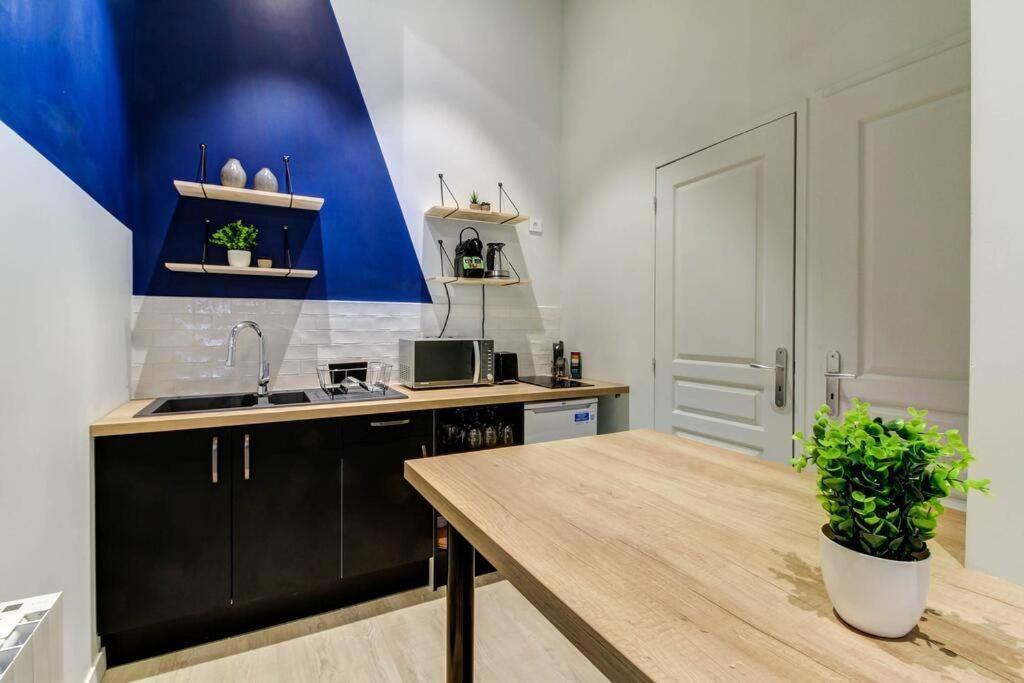 Le Berlier 60M2 + Cour Privee - Centre Historique Apartamento Dijon Exterior foto